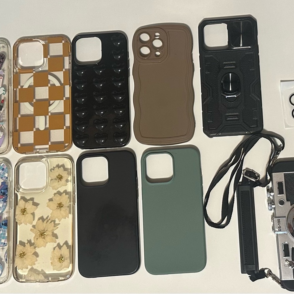14 pro max, 10 pcs. neutrals, Stitch holographic, Emily in Paris "camera" etc.!
